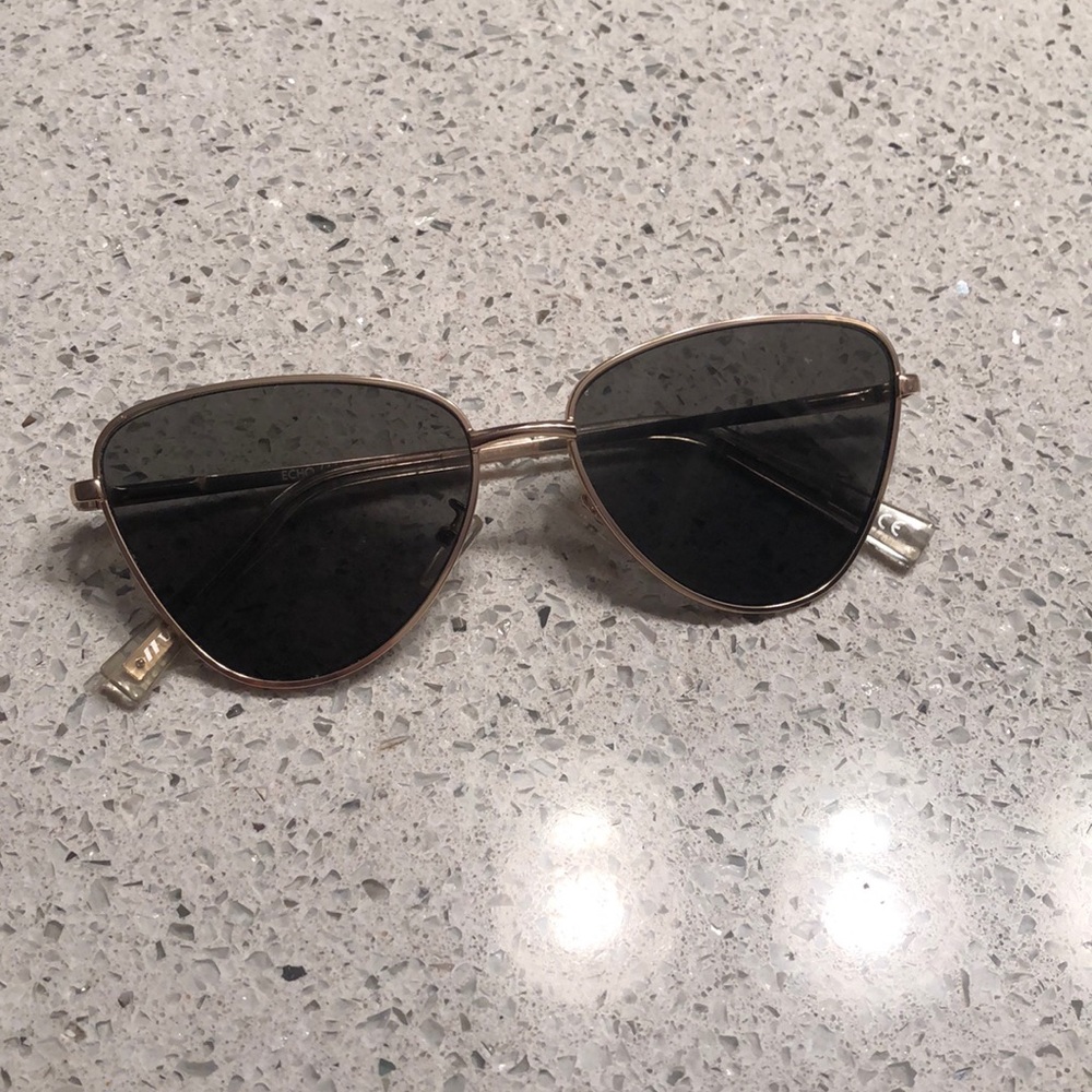 Le specs sunglasses